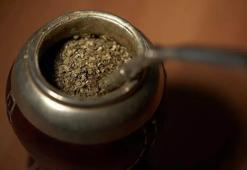 Vücuttaki yağları parçalıyor! 1 fincan içen zayıflıyor