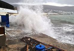 Bodrum-Marmaris arası denizlerde tam fırtına uyarısı