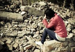 Depremden kurtulduktan sonra yaşanabilecek 5 yaygın psikolojik etki