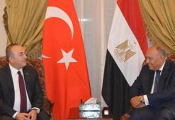 11 yıl sonra kritik görüşme! Bakan Çavuşoğlu Mısırlı mevkidaşıyla bir araya geldi