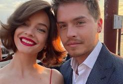 Barbara Palvin ile Dylan Sprouse ile nişanlandı