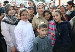 Emine Erdoğan, Hatay'da depremzedelerle bir araya geldi