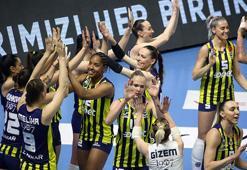 Fenerbahçe Kadın Voleybol Takımı şampiyon oldu