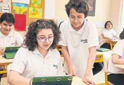 Darüşşafaka'da 8 yıllık tam burslu eğitim