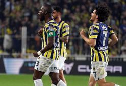 Valencia 28. golünü attı, Alex’in rekorunu egale etti
