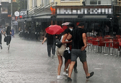 Meteoroloji'den İzmir için 'sağanak yağış' uyarısı