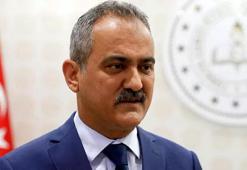 Bakan Özer: Kimsenin gençlerimizi 'Z kuşağı' şu, bu kuşağı olarak nitelemeye hakkı yok