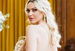 Hadise'den yatak pozu