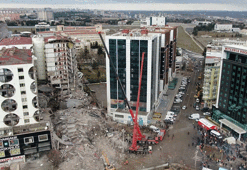 Galeria Sitesi’nin mülk sahipleri ‘bina yapılsın’ dedi, uzmanından ‘zemin’ uyarısı geldi