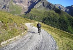 Yokuş zıt anlamlısı nedir? Yokuş kelimesinin karşıt anlamlıları nelerdir?