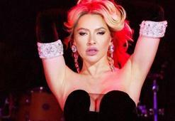 Hadise'den sürpriz konser! TIR'dan Hadise çıktı