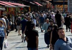 Eminönü'nde bayram alışverişi yoğunluğu