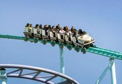 İsveç’te lunaparkta hız treni raydan çıktı: 1 ölü, 7 yaralı