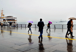 İstanbul için sağanak yağış uyarısı... Meteoroloji tek tek uyardı