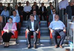 Bakan Tunç, Karakucak güreşlerine katıldı
