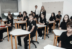 Demirören Medya ve Teknoloji Mesleki ve Teknik Anadolu Lisesi yeni öğrencilerini bekliyor