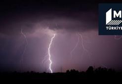 Dünya'daki yıldırım şovu uzaydan görüntülendi