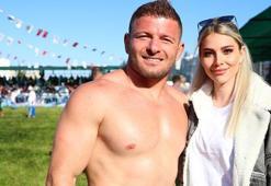 İlayda Şeker'den eşine övgü dolu sözler: İsmail Balaban'ın eşi olmak...