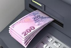 ZAMLI MEMUR MAAŞLARI NE ZAMAN YATACAK?15 GÜNLÜK MEMUR MAAŞ FARKI BU AY YATACAK MI? Memur maaş zammı Meclis’te kabul edildi mi?