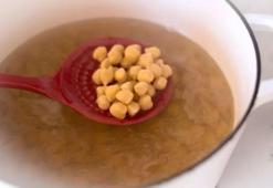 1 kase yiyince vücudun protein ihtiyacını karşılıyor! Damarlarda yağ bırakmıyor, tam bir vitamin deposu