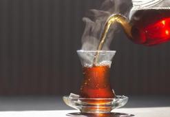Meğer çayı hep yanlış demlemişiz... Çayı böyle demlerseniz hem bayatlamıyor hem de kansızlık yapmıyor