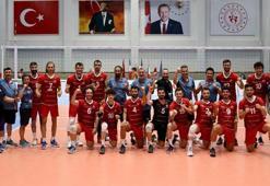 Bakan Osman Aşkın Bak'tan milli voleybolculara tebrik mesajı