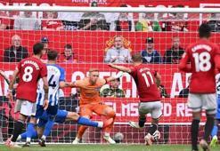 Manchester United sahasında Brighton'dan fark yedi! Altay Bayındır maçı kulübeden takip etti...