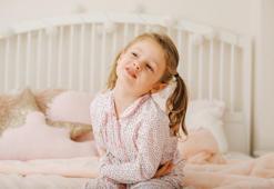 "Karın ağrısı okul kaygısının işareti olabilir"