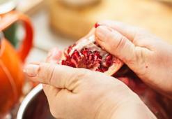 Nar kabuklarını sakın çöpe atmayın! Faydasını duyan attığına pişman oluyor