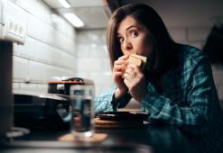 Aşırı yeme isteğini bastıramıyorsanız dikkat! Bu öneri iştahınızı bıçak gibi kesecek