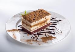 Limonlu tiramisu nasıl yapılır? Gelinim Mutfakta limonlu tiramisu tarifi, yapılışı, malzemeler