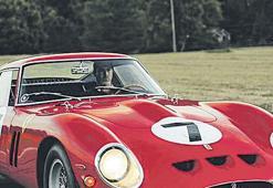 Müzayedede satılan en pahalı Ferrari