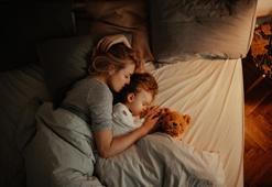 Çocuğunuz gece sık sık uyanıyorsa dikkat!