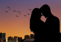 Sevgi kelebeği 5 burç! Aşık olmak için doğmuşlar, tutkulu ilişkilerin aranan burçları