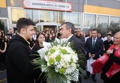 Bakan Tekin'den Demirören Medya ve Teknoloji Mesleki ve Teknik Anadolu Lisesi’ne ziyaret