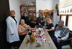 Can sıkıntısından başladıkları kurs sayesinde asgari ücretten fazlasını kazanıyorlar