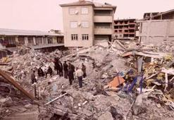 Uzman isim 'korktuğum 3 konu var' deyip açıkladı! 5 büyüklüğünde bir deprem 10 katı hissedilecek