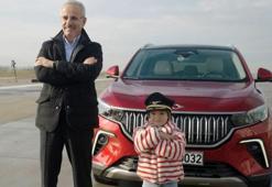 Havalimanı pistinde TOGG testi! Bakan Uraloğlu, Zayn Sofuoğlu ile yarıştı