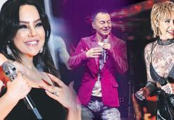 Ünlü isimlerin yeni yıl coşkusu