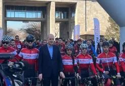 TBMM Başkanı Kurtulmuş, gazetecilere yeşil pasaport verilmesini değerlendirdi