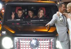 Mustafa ve Melis Sandal 23 milyon TL'lik yeni araçlarıyla caddelerin tozunu attılar