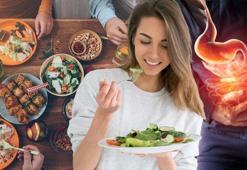 Yemekten sonra başlayan ağrılara dikkat! Belirti vermeden sinsice ilerliyor: Uzmanı risk faktörlerini sıraladı