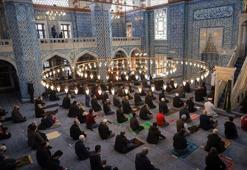 Cuma namazı evde kılınır mı? 19 Ocak Cuma namazı saat kaçta? İl il Cuma namazı saatleri (Diyanet)