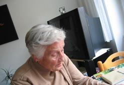 Alzheimer'ın asıl belirtisi unutkanlık değilmiş! Takıntılılar dikkat: Risk gittikçe yükseliyor!