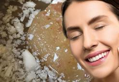 1 bardağında kutu kutu kolajen etkisi var! Takviye ürünlere para dökmeyin: Derin kırışıklıkları gençlik iğnesi gibi dolduruyor