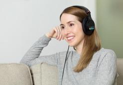 1 milyar genci tehdit ediyor: Yüksek sesle müzik dinleyenler aman dikkat!