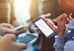 Telefonumsuz asla mı diyorsunuz? Cep telefonunuz olmadan kaygılı hissediyorsanız bu hastalığa yakalanmış olabilirsiniz!