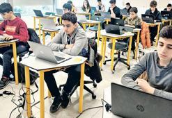 Demirören Lisesi'nde Bilim Olimpiyatları