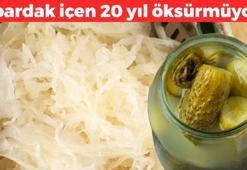 Boğaz ağrısını kökten bitiriyor! Günde 1 bardak içen 20 yıl hastalık ne bilmiyor, balgam, hırıltı ve öksürüğe son veriyor!