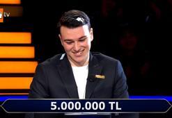 Kim Milyoner Olmak İster'de bir ilk! Boğaziçi öğrencisi 5 milyon TL'lik büyük ödül sorusunu bildi!